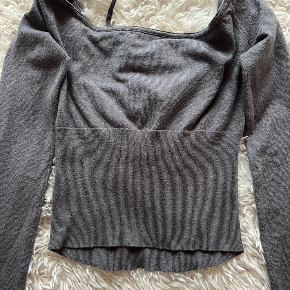 Edikted Jane Tie Front Knit Top - Picture 5 of 9